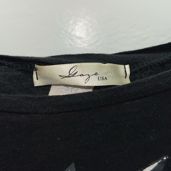 Graphic Print Cropped Rocker Tee - Picture 3 of 7